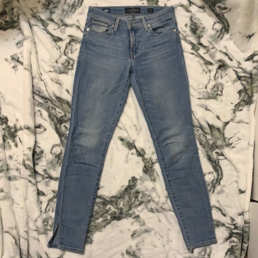 -SOLD- Lucky Brand Jeans